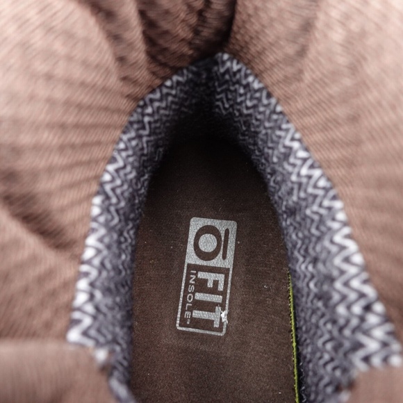 NEW Oboz Bridger 8" Insulated B-Dry Waterproof Hiking Shoes Men's 82001 - Picture 5 of 12